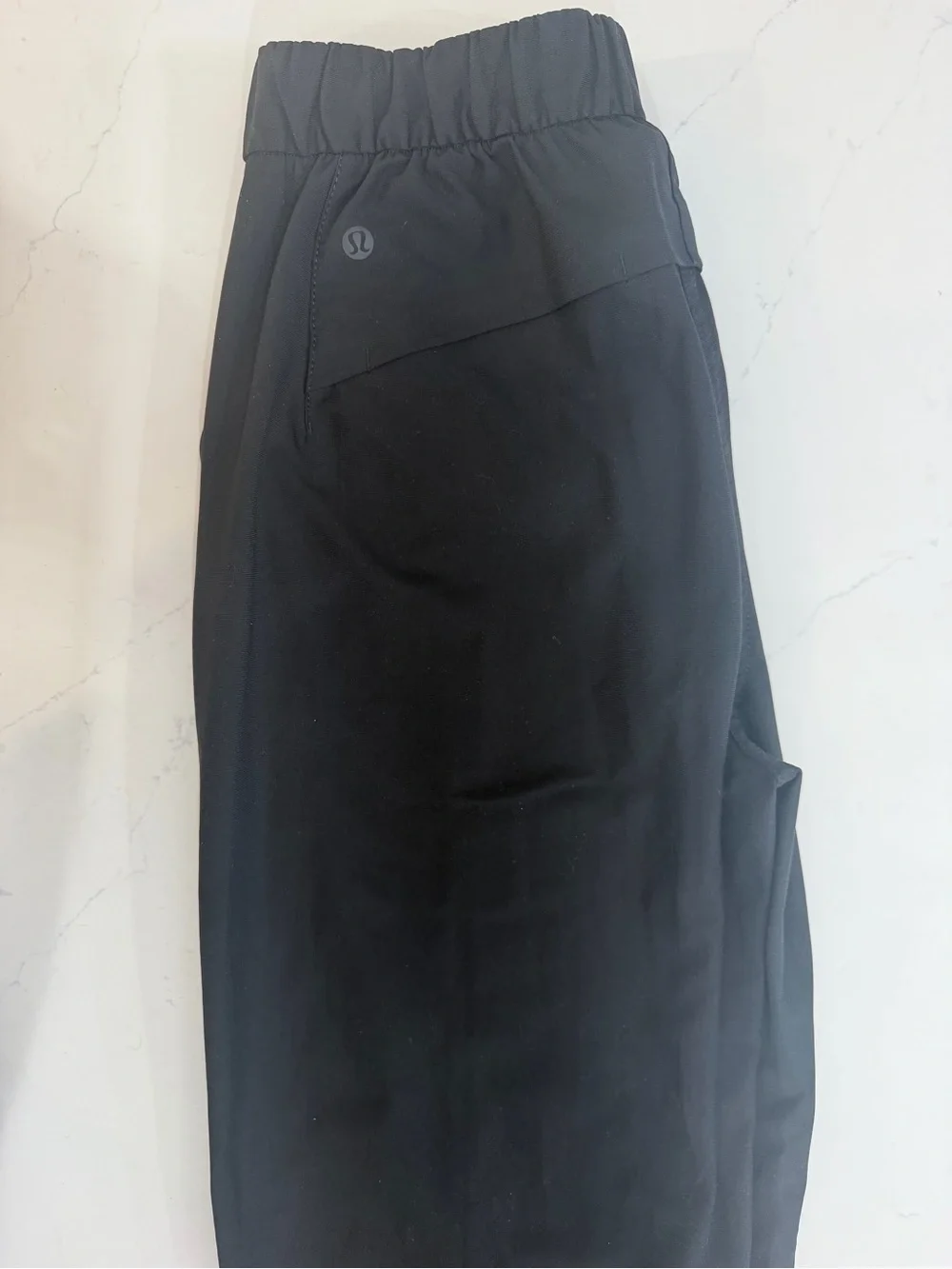 Lululemon Women’s  Black Jogger-Style Dress Pants